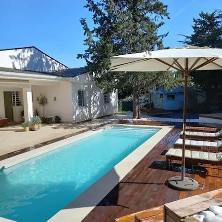 Chalet Familiar Con Piscina Valdemorillo Exterior photo